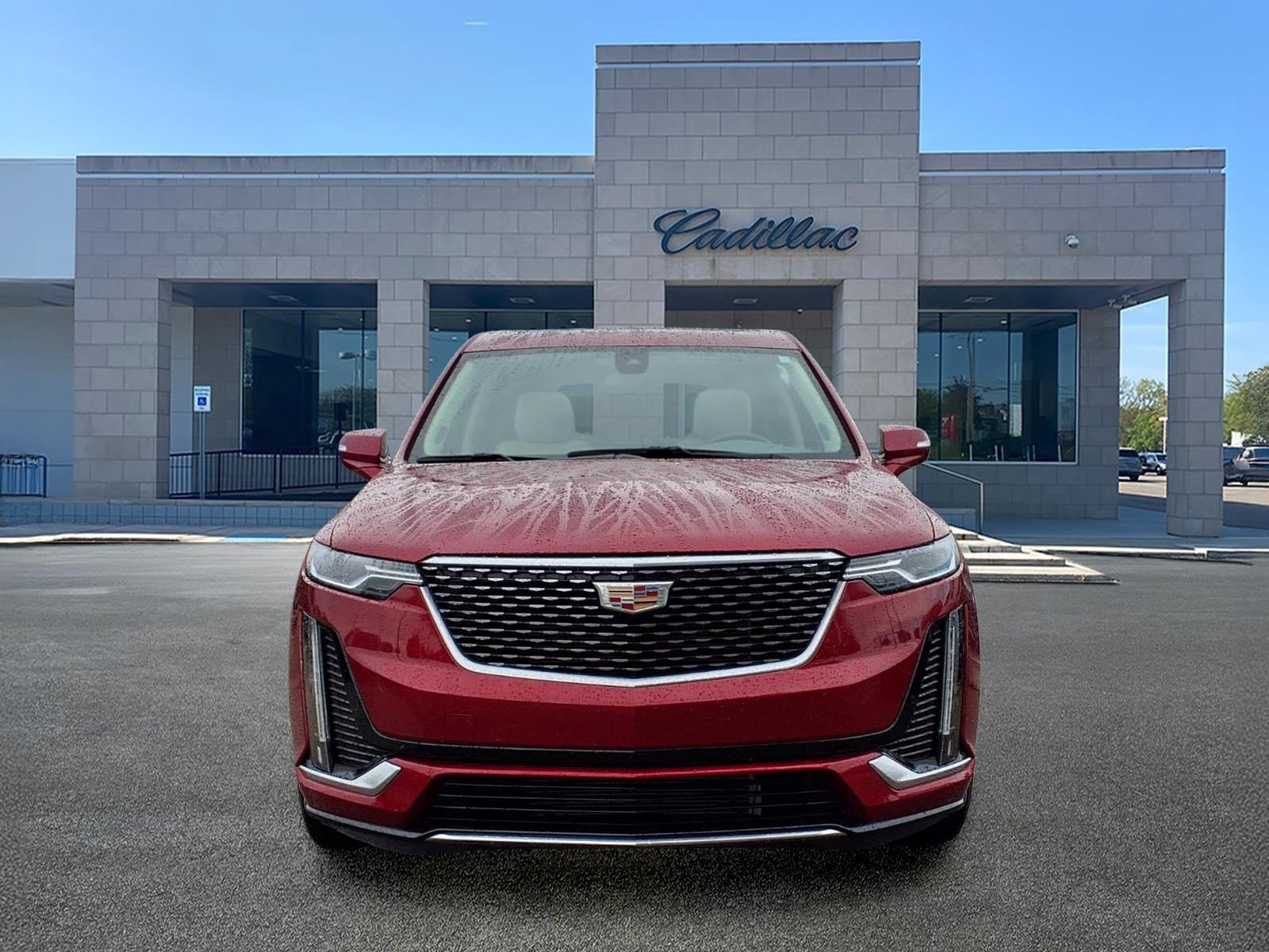 Used 2024 Cadillac XT6 Premium Luxury w/ LPO, Floor Liner Package AWD/4WD image 2