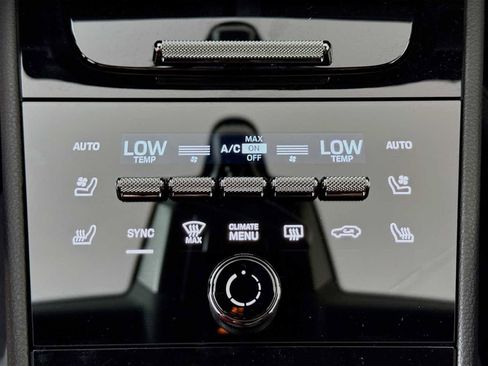 New 2026 Porsche Cayenne S image 13