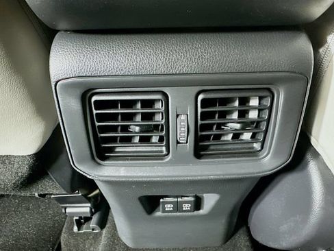 Used 2019 Toyota RAV4 Limited w/ Advanced Technology Package FWD image 24