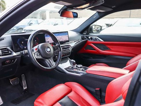 Used 2024 BMW M4 Competition w/ Executive Package image 17