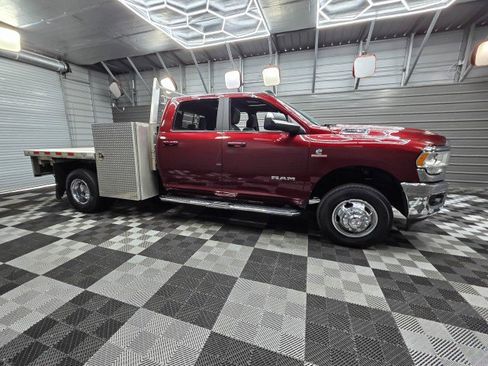Used 2022 RAM 3500 Big Horn w/ Level C Equiment Group AWD/4WD image 10