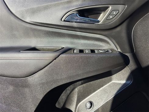 Used 2024 Chevrolet Equinox RS w/ RS Leather Package image 16