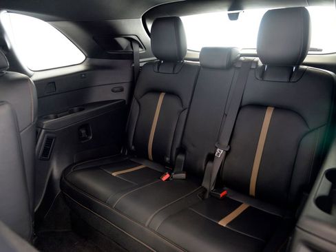 Used 2025 MAZDA CX-90 Plug-In Hybrid w/ Premium Plus image 29