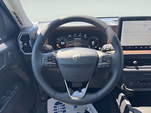 Used 2025 Ford Bronco Sport Outer Banks w/ Outer Banks Tech Package+ image 17