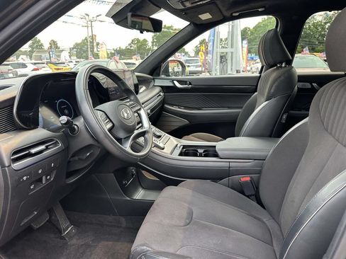 Used 2025 Hyundai Palisade Calligraphy AWD/4WD image 14