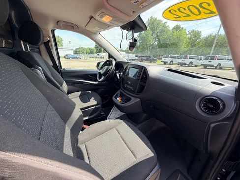 Used 2022 Mercedes-Benz Metris image 11