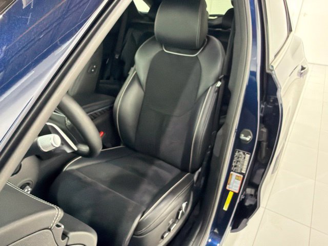 Used 2022 Genesis GV70 3.5T Sport w/ Sport Prestige Package AWD/4WD image 13