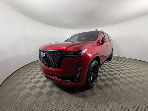 Certified 2024 Cadillac Escalade ESV Sport Platinum w/ LPO, ONYX Package image 33