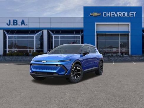 New 2026 Chevrolet Equinox EV LT image 8