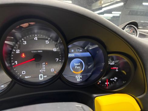 Used 2018 Porsche 911 Carrera S image 20