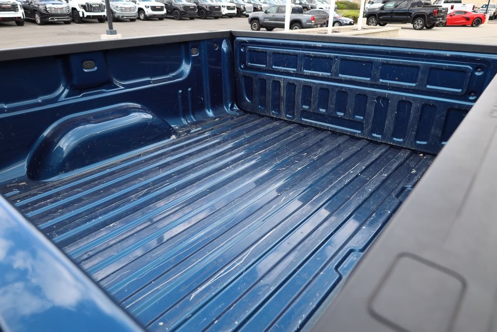 Used 2018 Chevrolet Silverado 1500 LT w/ Texas Edition RWD image 21