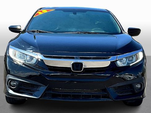 Used 2018 Honda Civic EX image 3