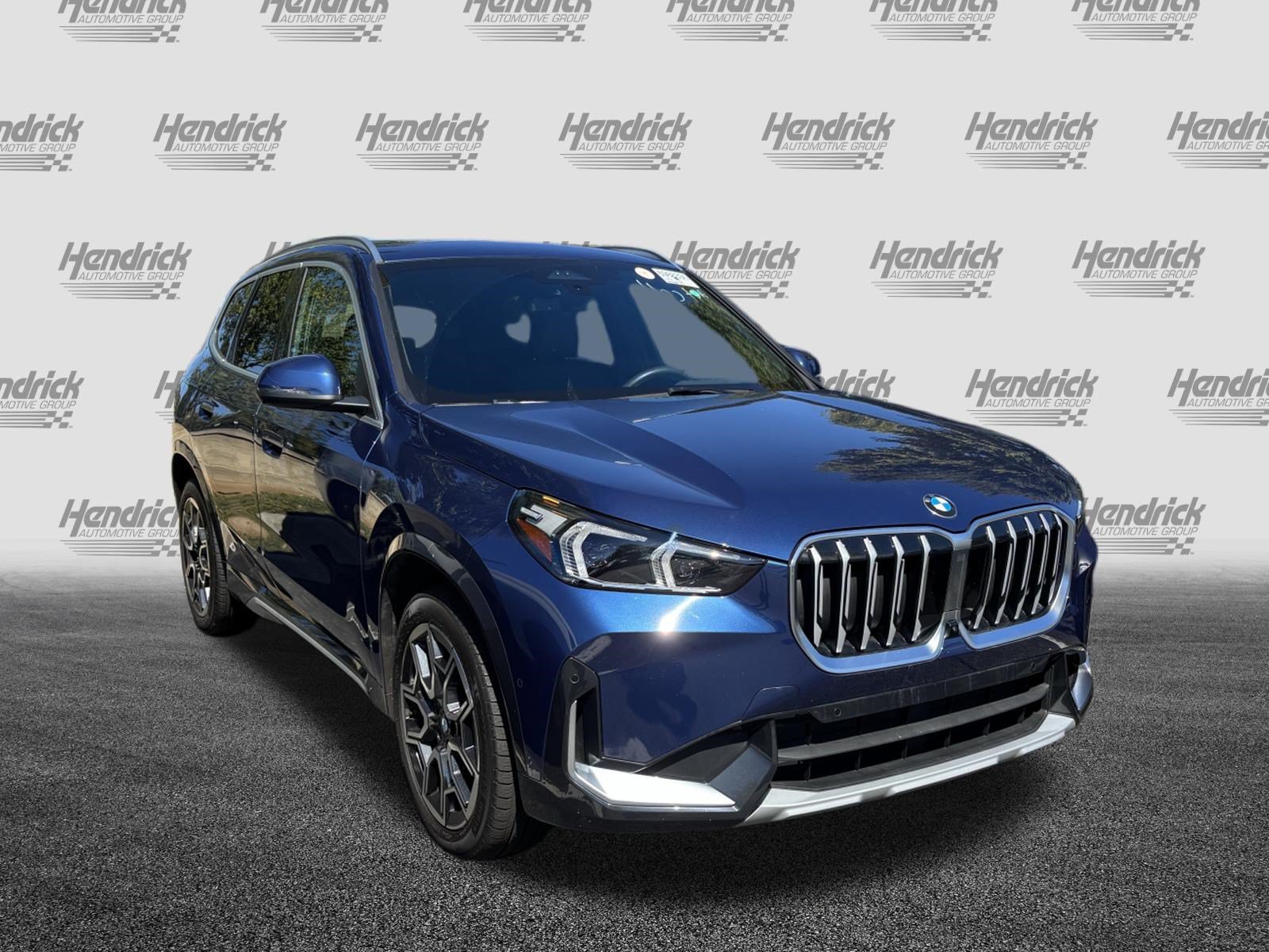 Certified 2025 BMW X1 xDrive28i AWD/4WD image 2
