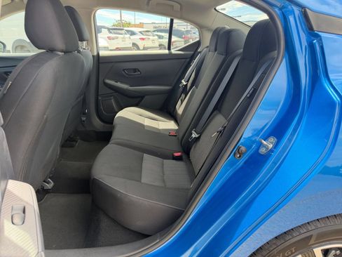 Used 2025 Nissan Sentra SV FWD image 36