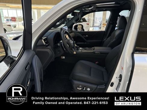 New 2025 Lexus LX 700h Overtrail image 4