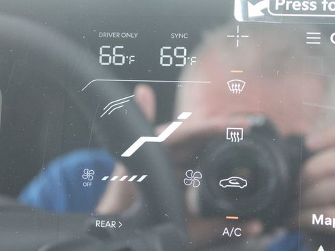 New 2026 Kia EV9 Land image 44