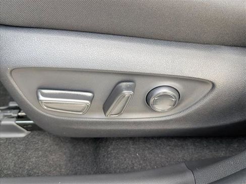 New 2025 Toyota RAV4 XLE image 18