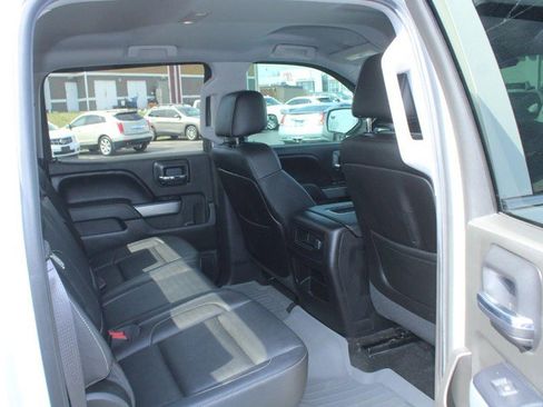 Used 2015 Chevrolet Silverado 1500 LTZ Z71 w/ LTZ Plus Package image 12