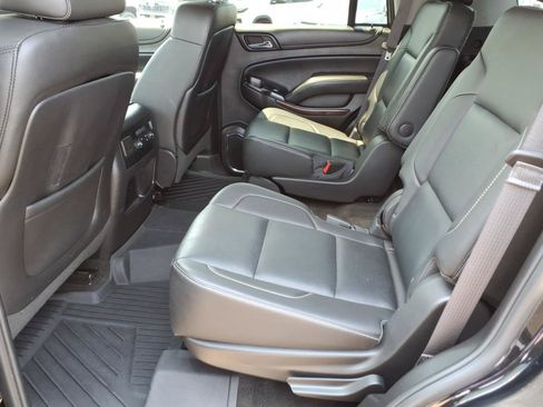 Used 2015 GMC Yukon SLT w/ HD Trailering Package AWD/4WD image 12