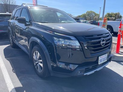 Used 2022 Nissan Pathfinder SL w/ SL Black Package