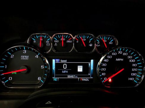 Used 2018 GMC Yukon SLT w/ Premium Edition AWD/4WD image 34
