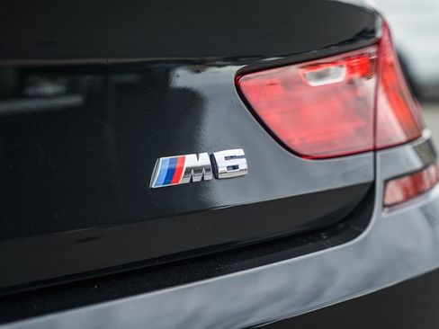 Used 2016 BMW M6 Convertible image 11