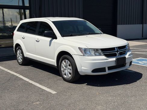 Used 2014 Dodge Journey American Value Package w/ Flexible Seating Group FWD image 9