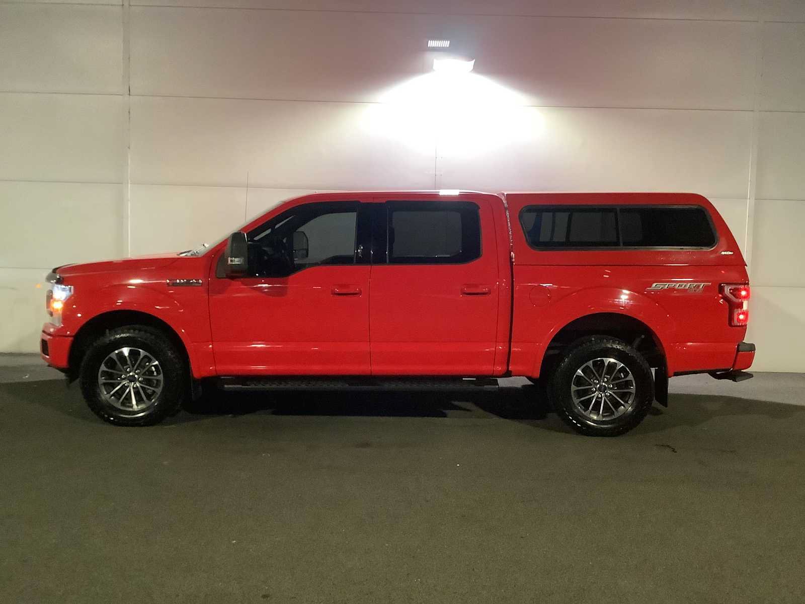 Used 2018 Ford F150 XLT w/ Equipment Group 302A Luxury AWD/4WD image 2