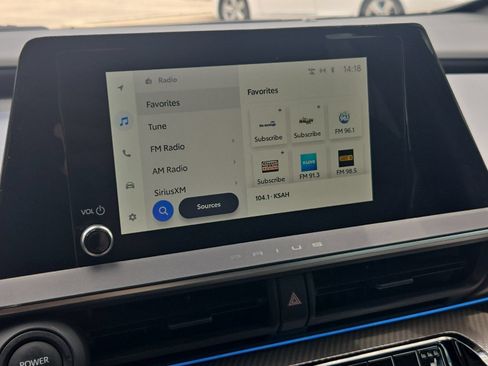 Certified 2026 Toyota Prius XLE FWD image 15