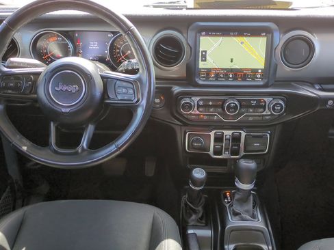 Used 2021 Jeep Wrangler Unlimited Sport AWD/4WD image 28