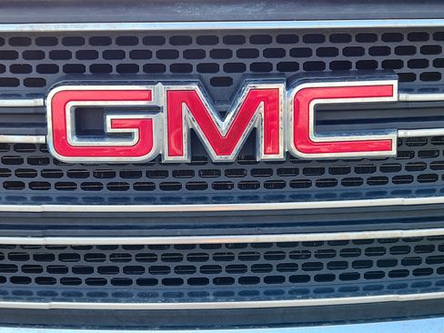 Used 2017 GMC Acadia Limited SLT AWD/4WD image 22