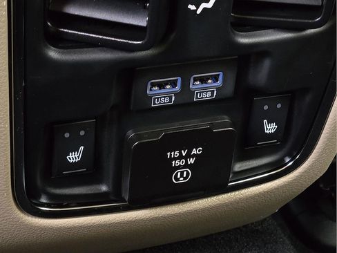 Used 2020 Jeep Grand Cherokee Limited w/ Luxury Group II image 10