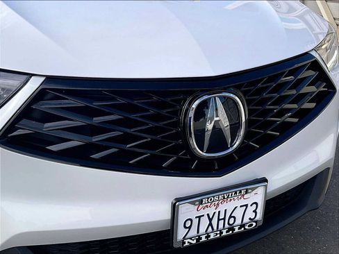 Used 2025 Acura RDX SH-AWD image 32