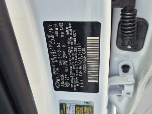 New 2026 Hyundai Elantra SEL Sport FWD image 34
