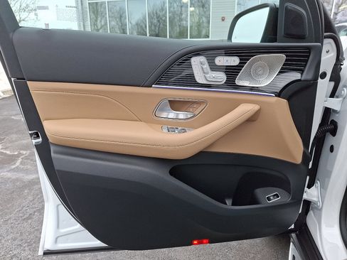 Certified 2026 Mercedes-Benz GLS 580 GLS 580 image 14