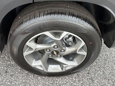 New 2026 Chevrolet Trax LT w/ Driver Confidence Package FWD image 12