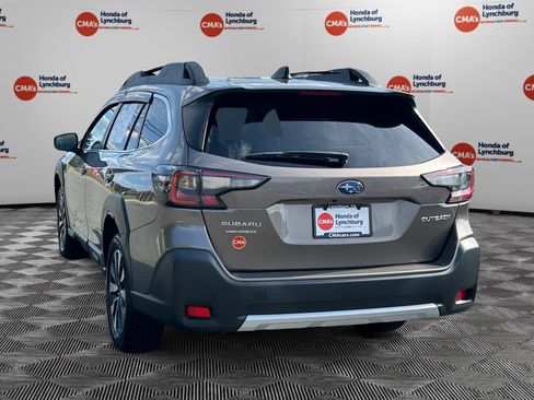 Used 2024 Subaru Outback Limited AWD/4WD image 3