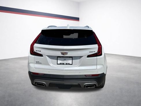 Used 2023 Cadillac XT4 Premium Luxury w/ Technology Package AWD/4WD image 6
