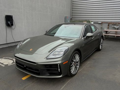 New 2026 Porsche Panamera 4 image 35