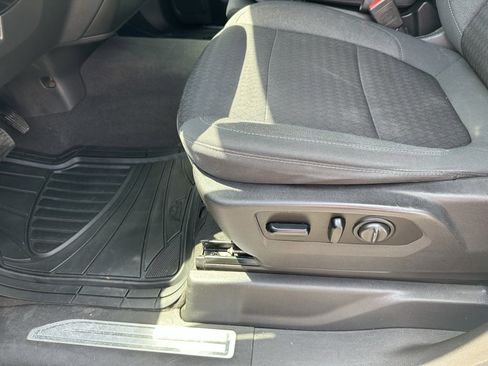 Used 2021 Chevrolet Silverado 1500 LT w/ Convenience Package II image 13