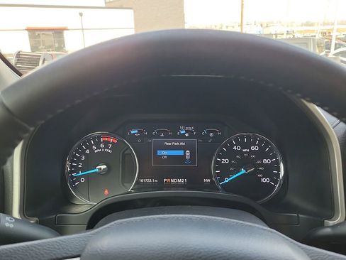 Used 2019 Ford F250 Lariat w/ Chrome Package image 17