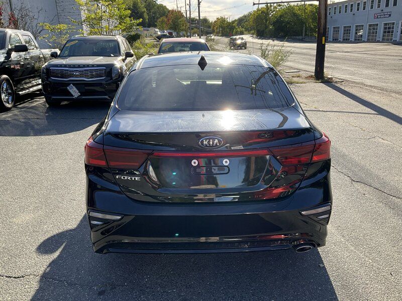 Used 2021 Kia Forte LXS FWD image 6