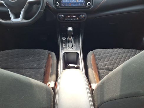 Used 2021 Nissan Kicks SR FWD image 11