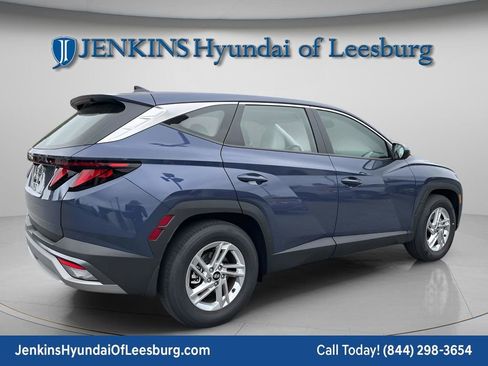 New 2026 Hyundai Tucson SE image 4