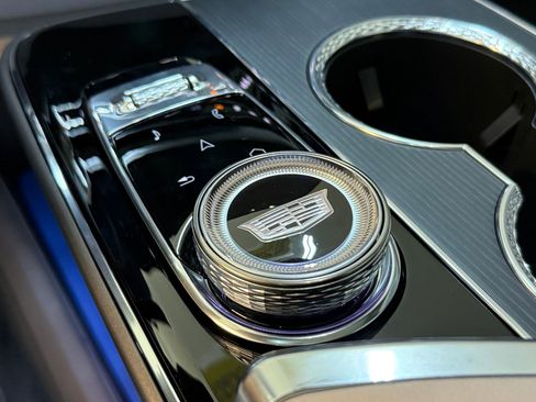 New 2026 Cadillac Lyriq Premium Luxury image 18