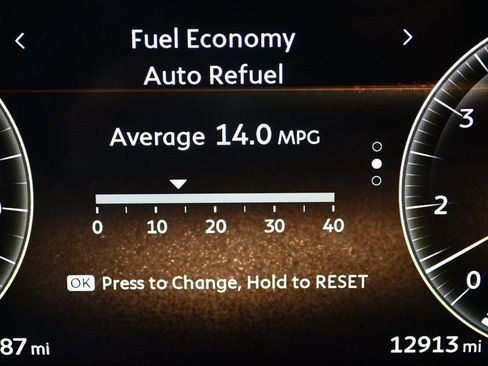 Used 2025 INFINITI QX80 Sensory image 43