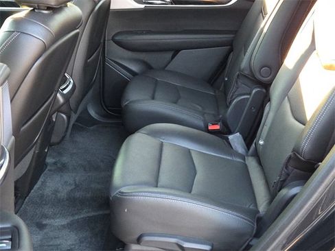 Used 2020 Cadillac XT6 Premium Luxury image 15