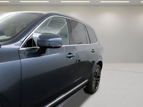 New 2026 Volvo XC90 B6 Plus w/ Protection Package Premier image 34