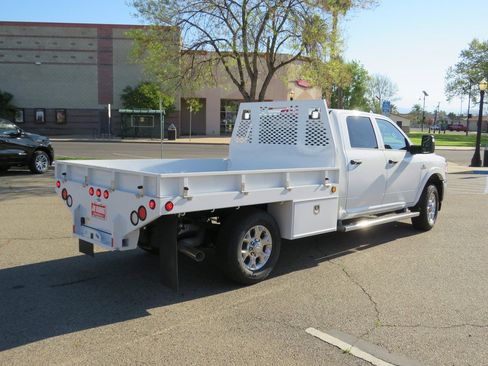 New 2024 RAM 3500 Tradesman w/ Chrome Appearance Group image 17