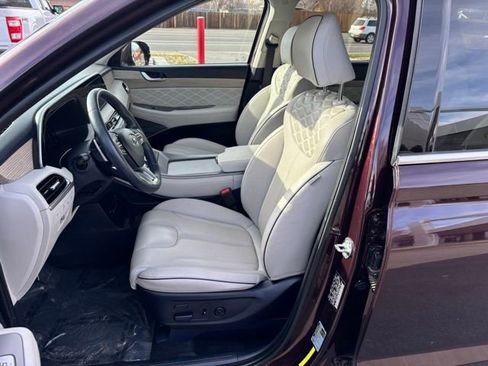 Used 2022 Hyundai Palisade Calligraphy image 12